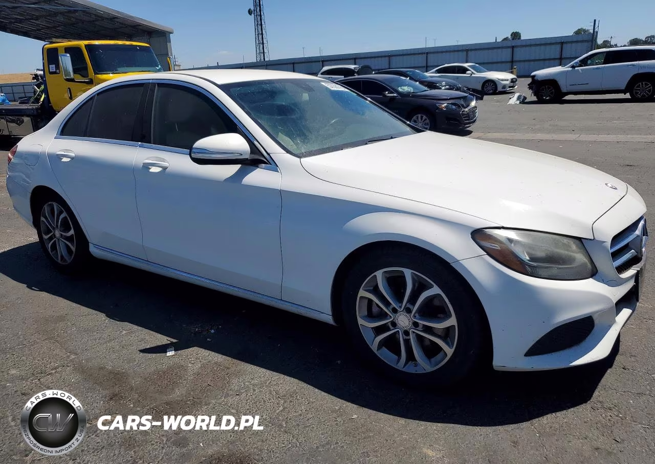 2015 Mercedes-Benz C 300 VIN:55SWF4JB4FU085529 - 4