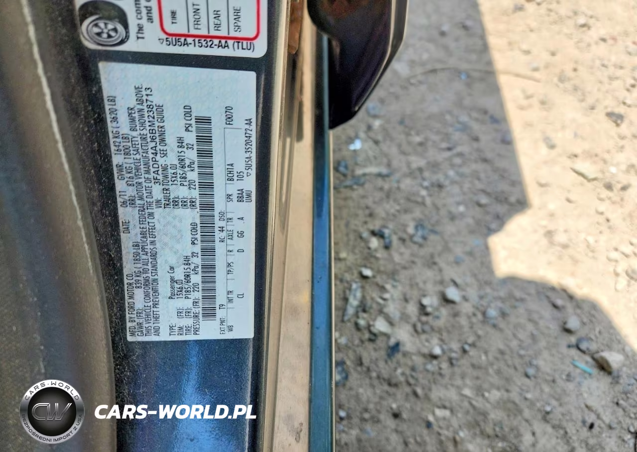 2011 Ford Fiesta S VIN:3FADP4AJ6BM238713 - 12
