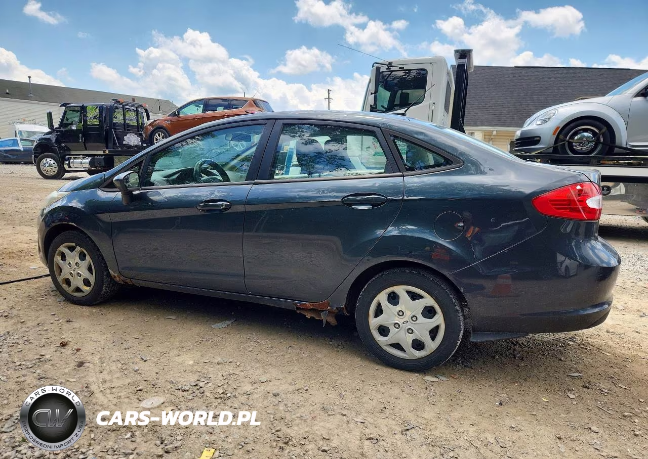 2011 Ford Fiesta S VIN:3FADP4AJ6BM238713 - 2