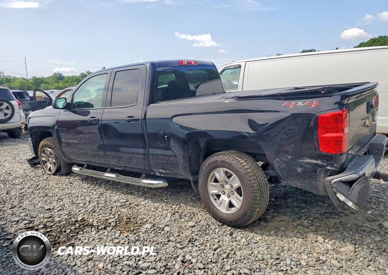 2018 Chevrolet Silverado K1500 Lt VIN:1GCVKREC1JZ377909 - 2