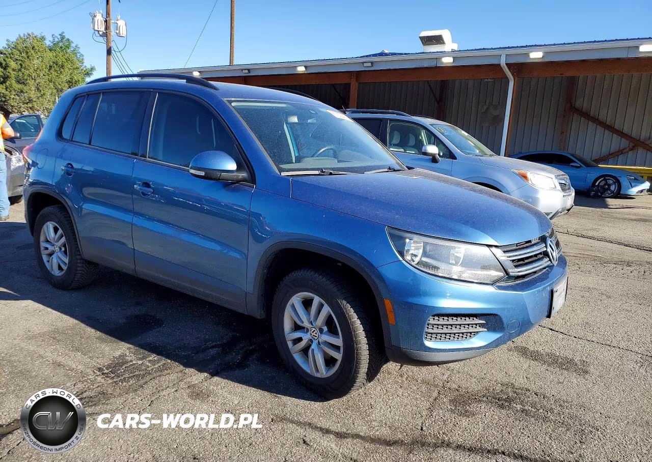 2017 Volkswagen Tiguan S VIN:WVGAV7AX7HK004603 - 4