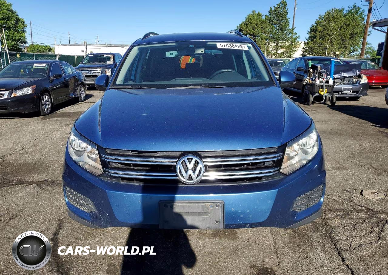 2017 Volkswagen Tiguan S VIN:WVGAV7AX7HK004603 - 5