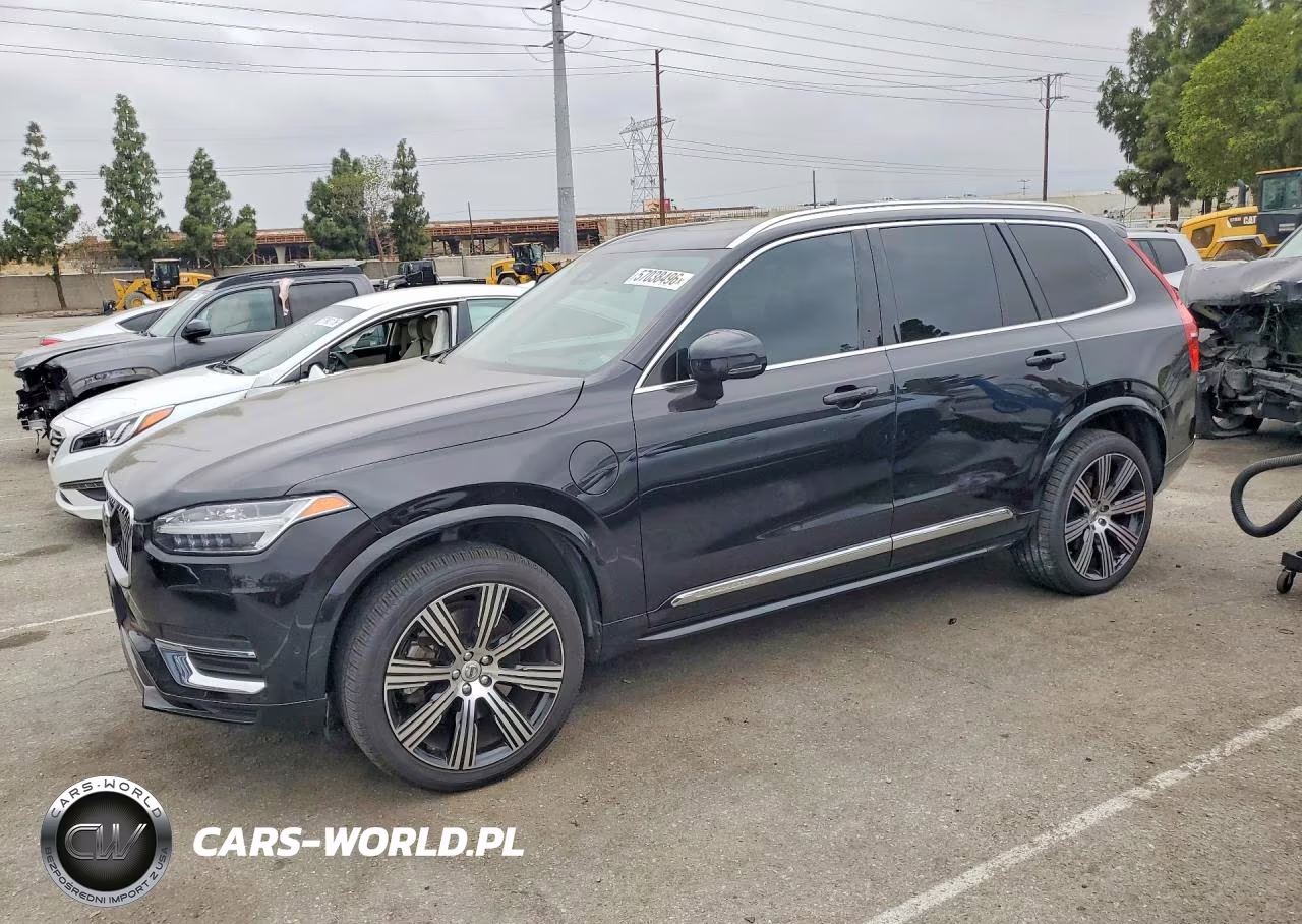 2023 Volvo Xc90 Plus – zdjęcie 1 z 13