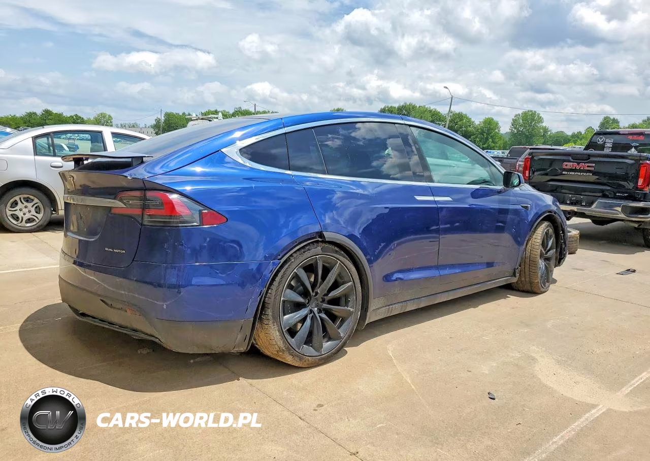 2020 Tesla Model X VIN:5YJXCDE21LF297423 - 3