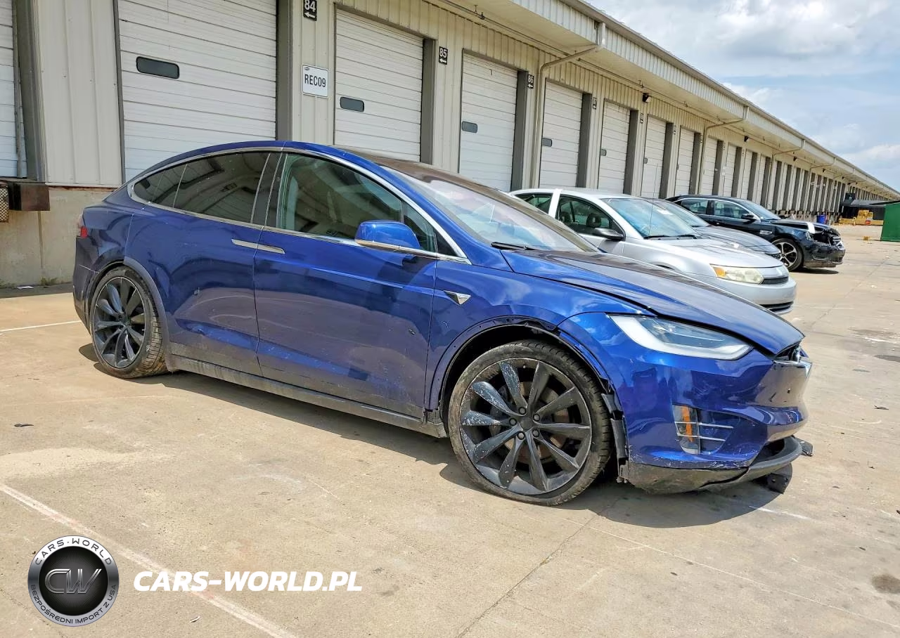 2020 Tesla Model X VIN:5YJXCDE21LF297423 - 4