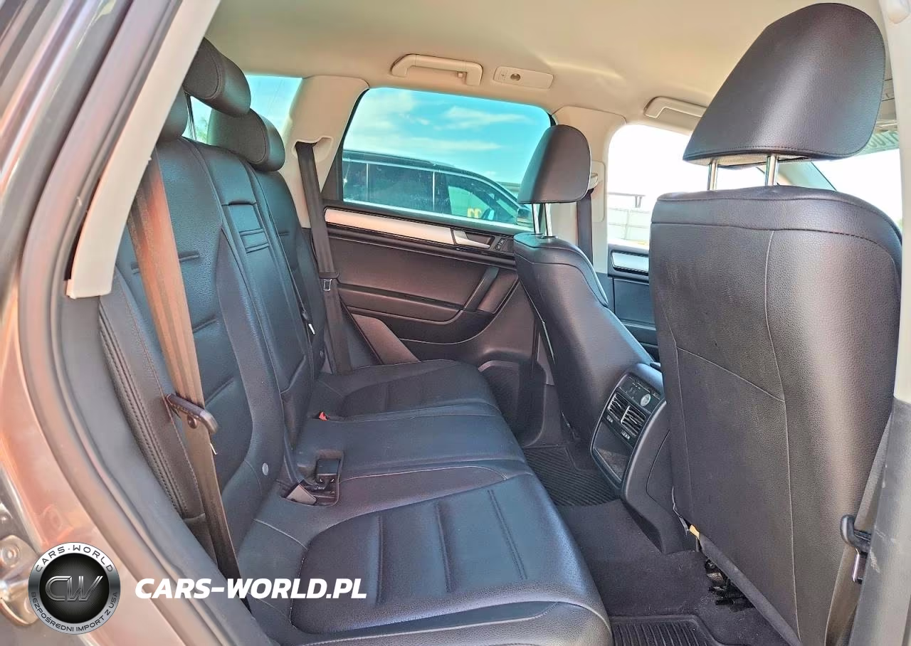 2012 Volkswagen Touareg V6 Tdi VIN:WVGFK9BP6CD004551 - 10