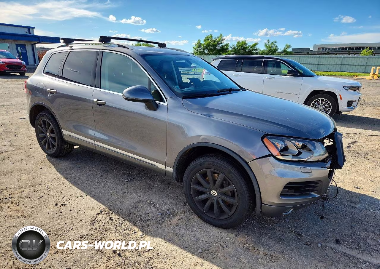 2012 Volkswagen Touareg V6 Tdi VIN:WVGFK9BP6CD004551 - 4
