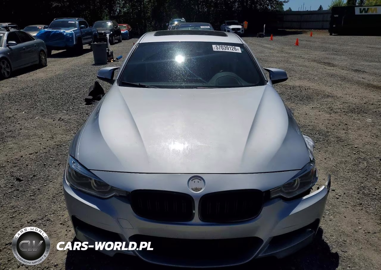 2018 BMW 330 Xi VIN:WBA8D9G53JNU66620 - 5
