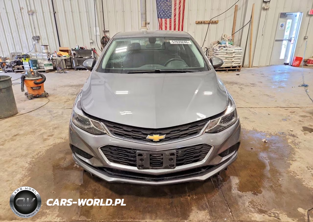 2018 Chevrolet Cruze Lt VIN:1G1BH5SE9J7117570 - 5