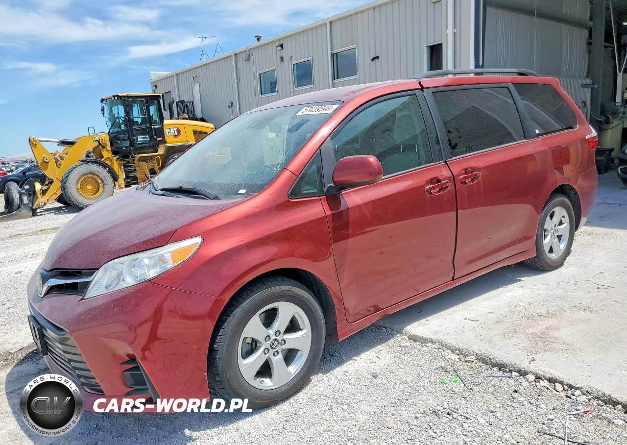 2018 Toyota Sienna Le