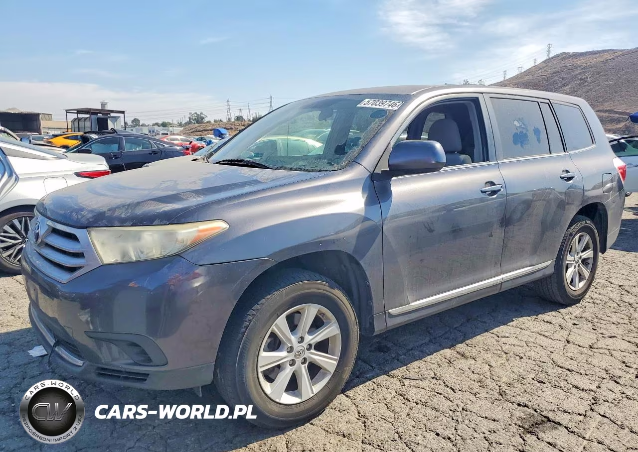 2013 Toyota Highlander Base