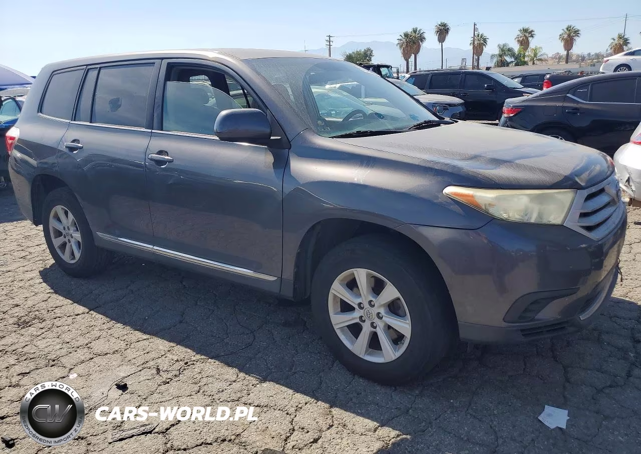 2013 Toyota Highlander Base VIN:5TDZA3EH3DS032304 - 4
