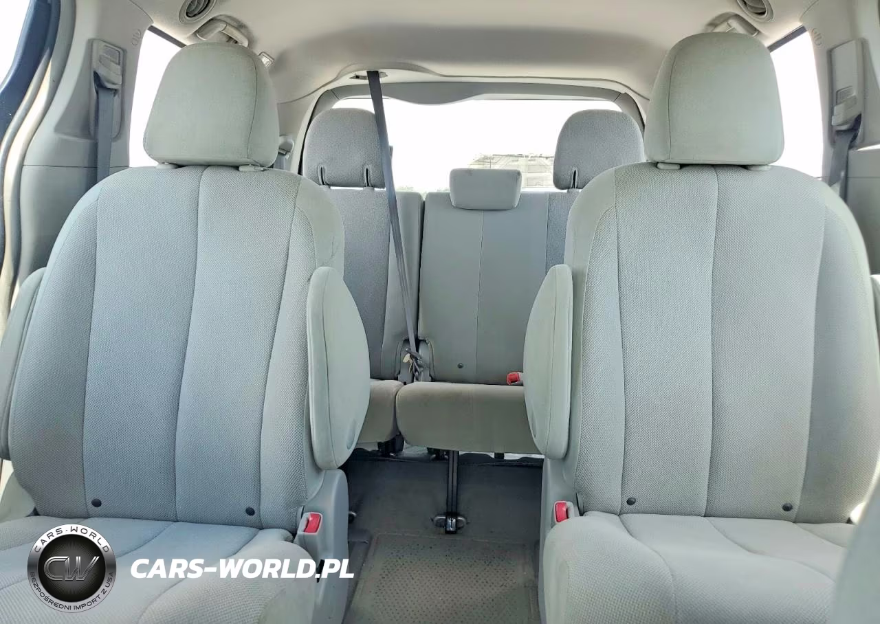 2012 Toyota Sienna Base 7-Passenger VIN:5TDZK3DC6CS196583 - 10
