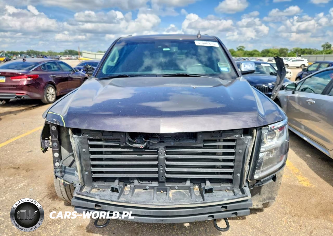 2017 Chevrolet Tahoe K1500 Premier VIN:1GNSKCKCXHR401842 - 5