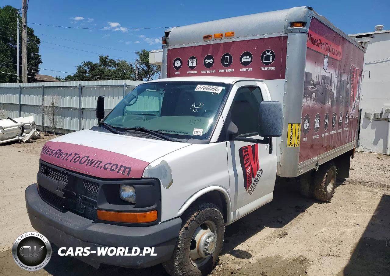 2012 Chevrolet 3500 Box Truck