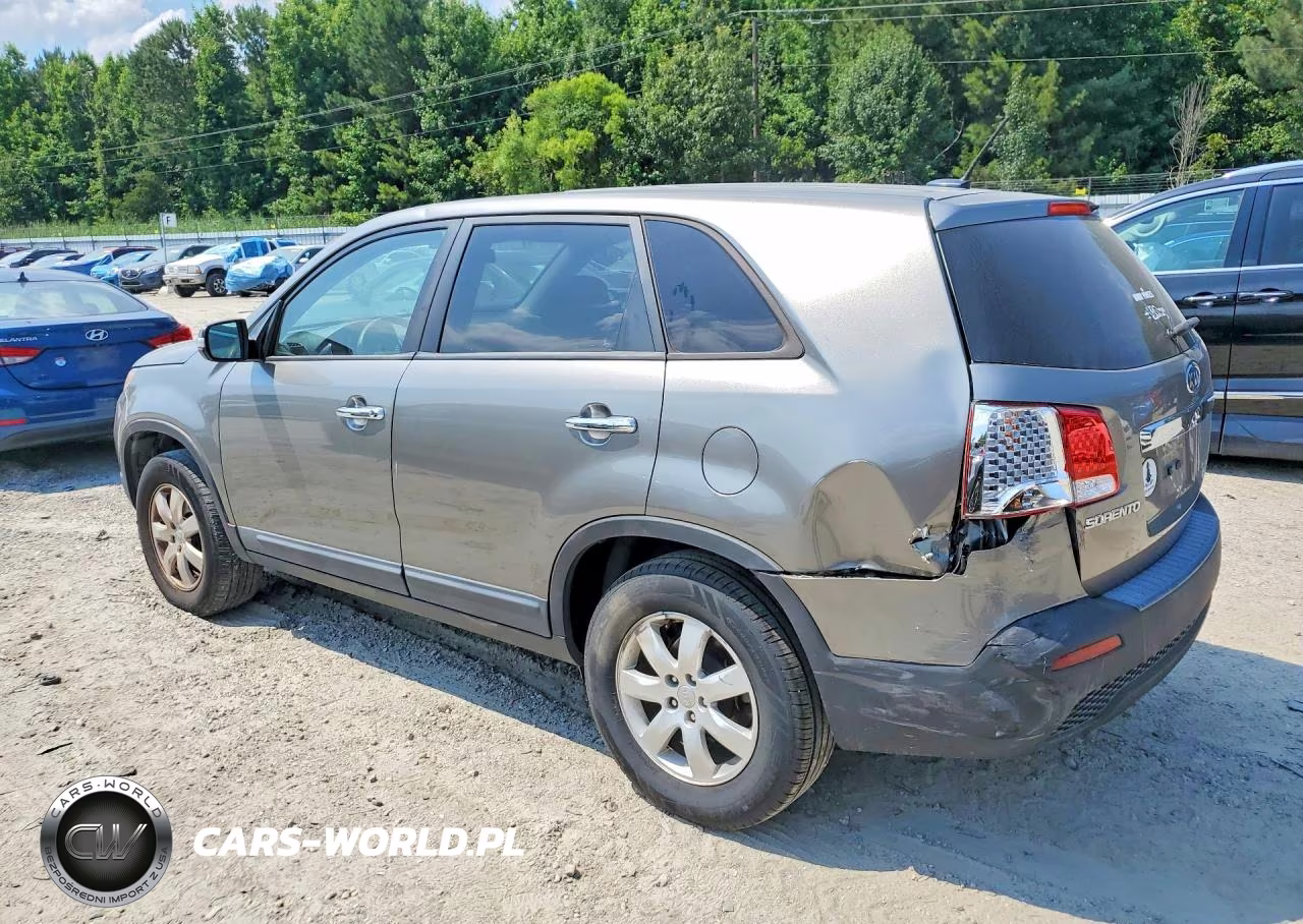2013 Kia Sorento Lx VIN:5XYKT3A11DG378420 - 2