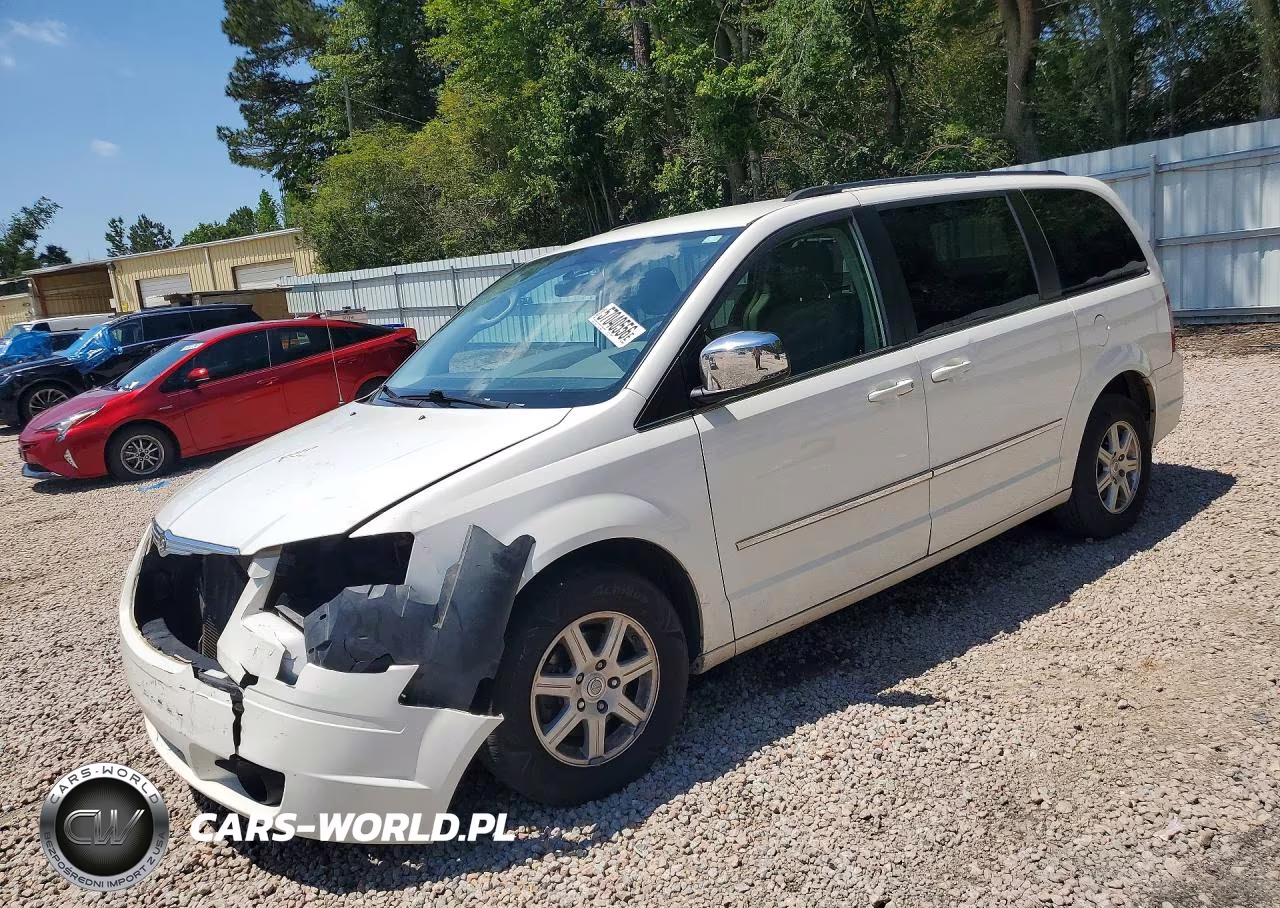 2010 Chrysler Town & Country Touring VIN:2A4RR5D19AR415395 - 1