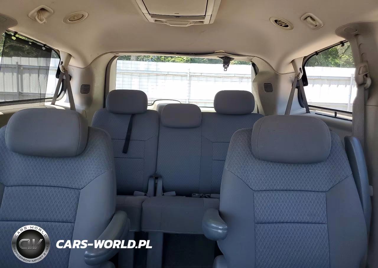 2010 Chrysler Town & Country Touring VIN:2A4RR5D19AR415395 - 10