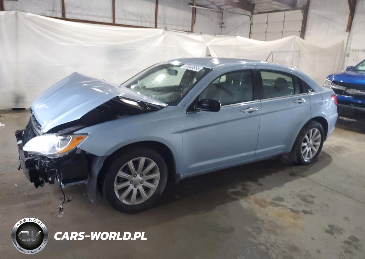 2013 Chrysler 200 Limited