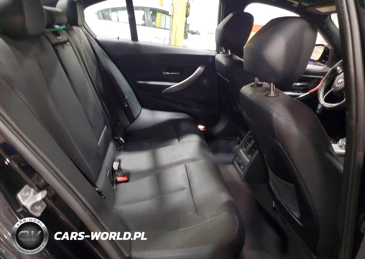 2014 BMW 335 Xi VIN:WBA3B9G57ENR92268 - 10