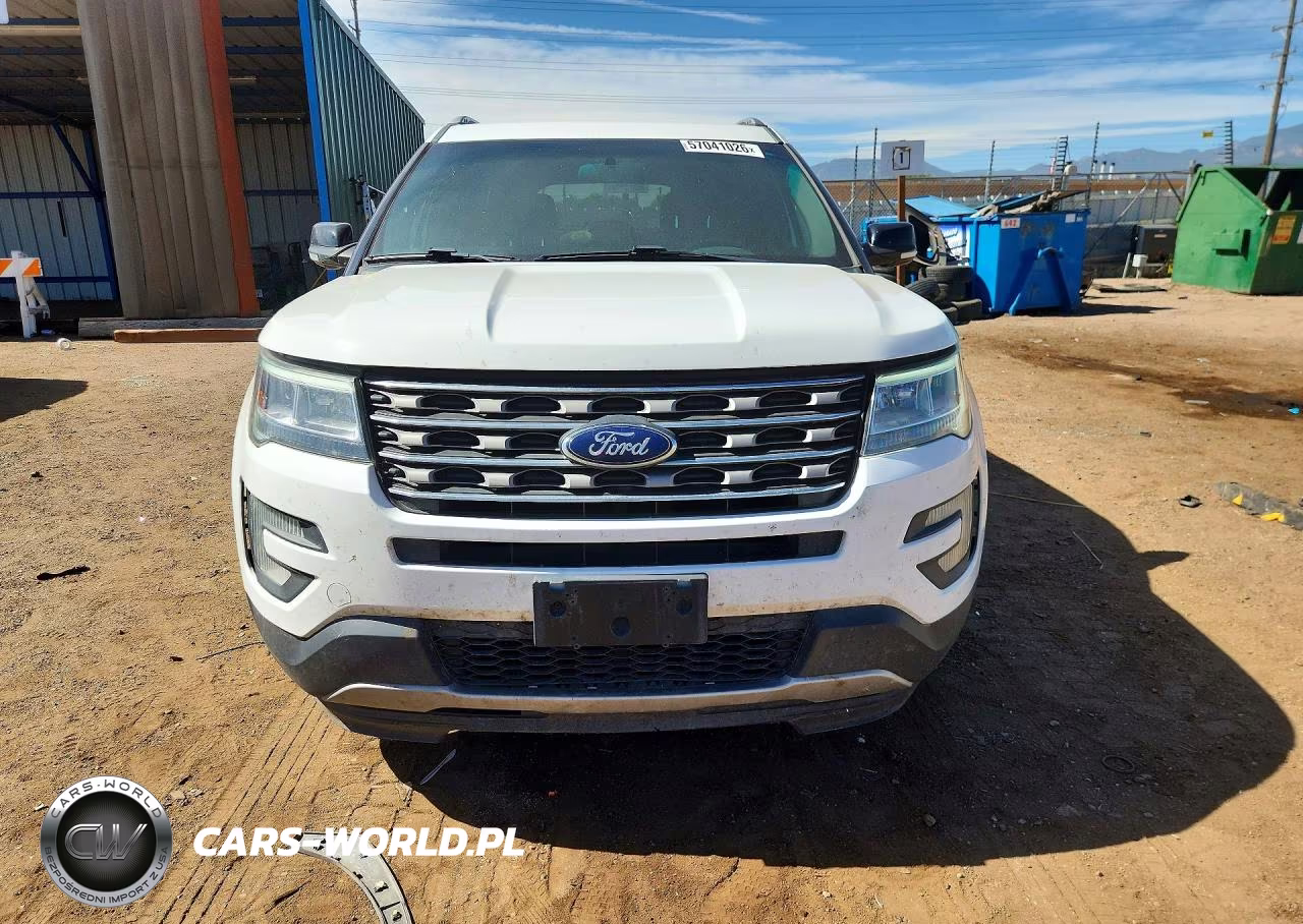 2016 Ford Explorer Xlt VIN:1FM5K8DH7GGC73304 - 5