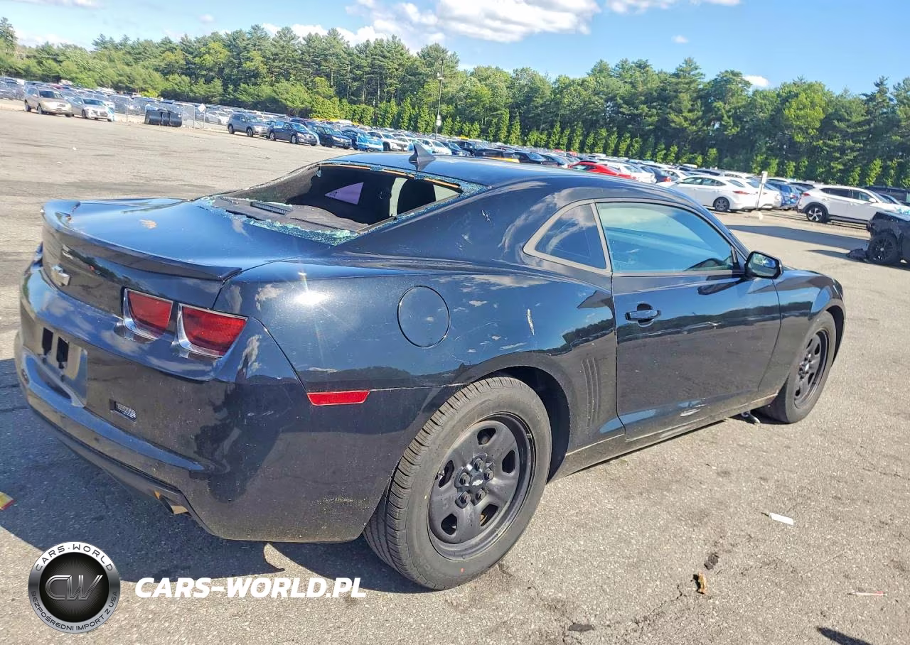 2013 Chevrolet Camaro Ls VIN:2G1FE1E34D9187249 - 3