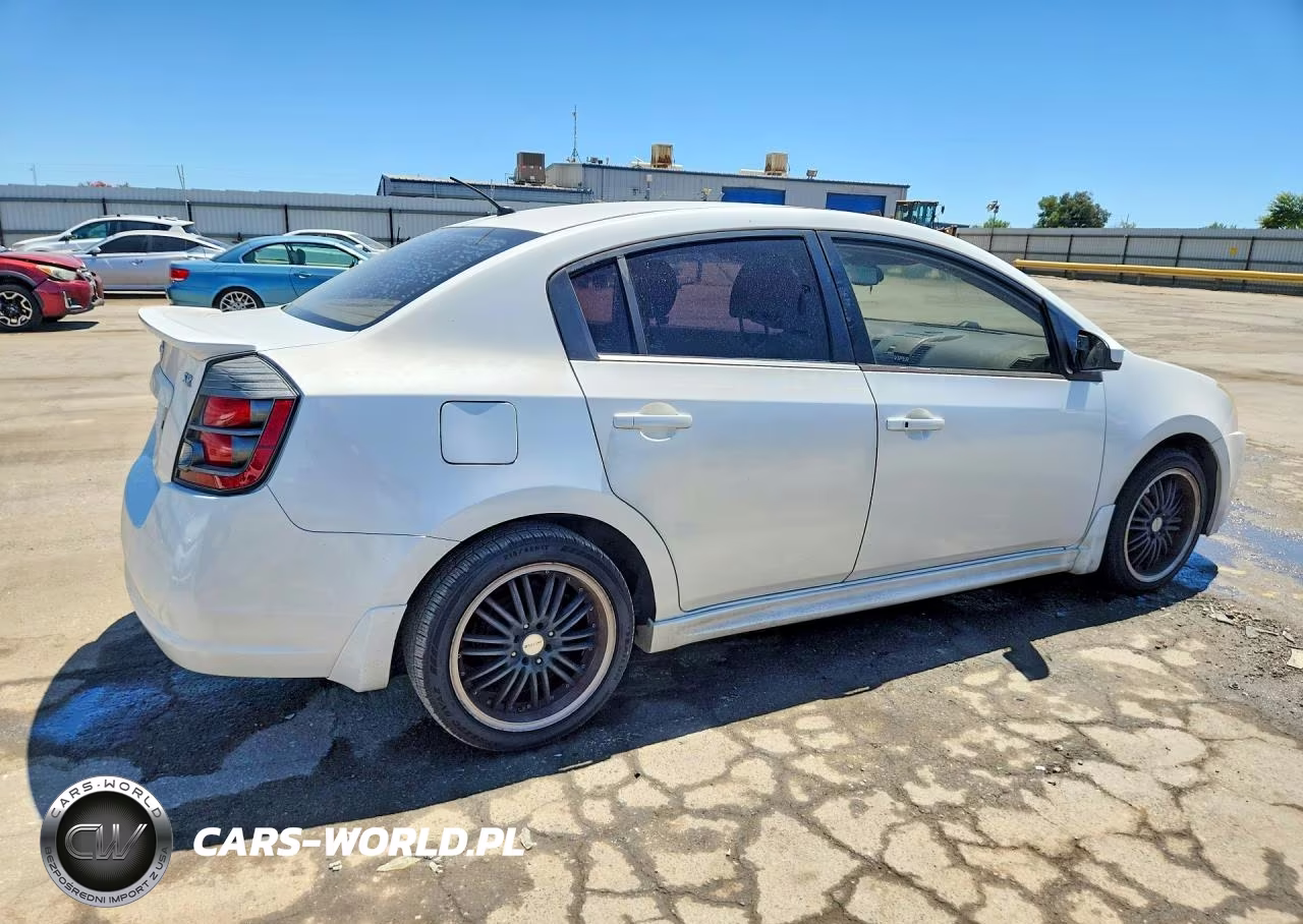 2012 Nissan Sentra 2.0 VIN:3N1AB6AP4CL747088 - 3