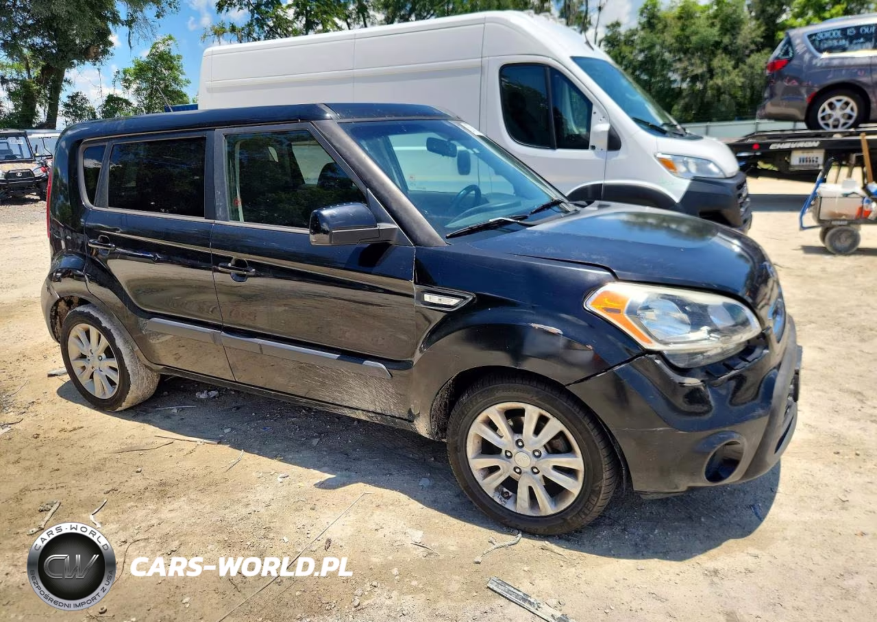 2013 Kia Soul Base VIN:KNDJT2A54D7753349 - 4