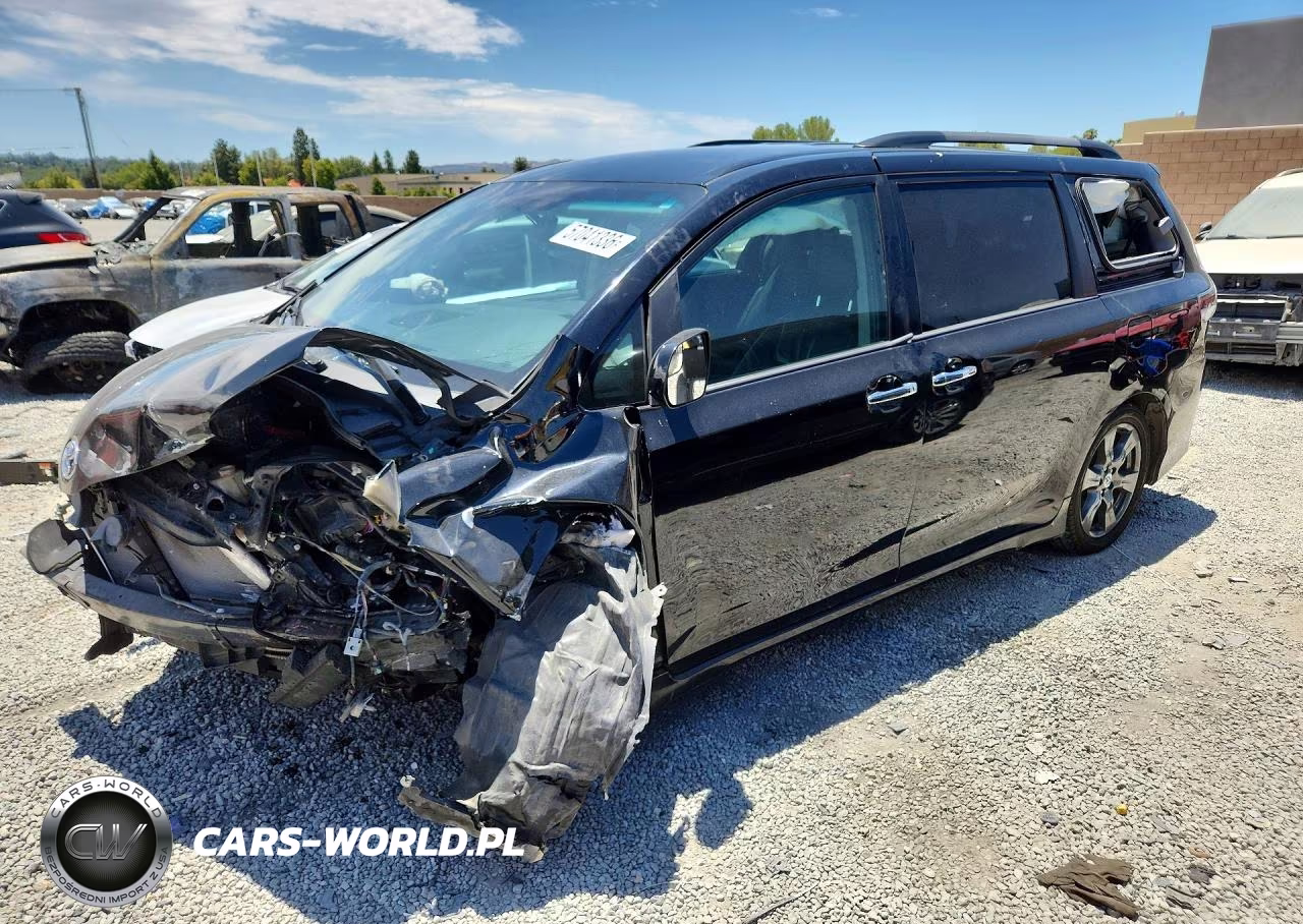 2017 Toyota Sienna Se