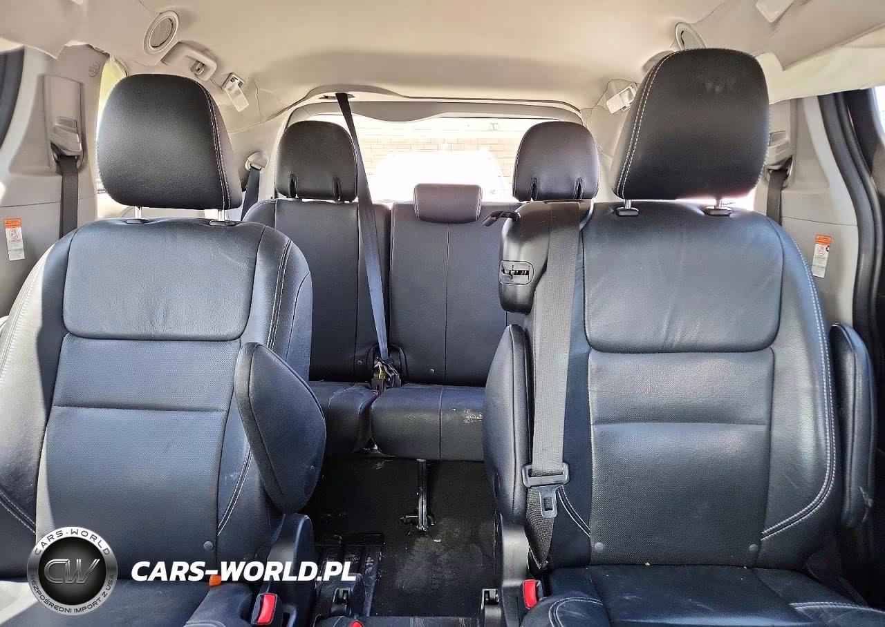 2017 Toyota Sienna Se VIN:5TDXZ3DC8HS777853 - 10
