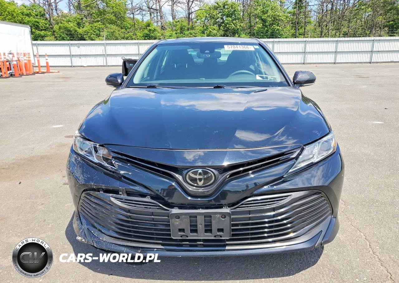 2019 Toyota Camry Le VIN:4T1B11HK1KU763637 - 5