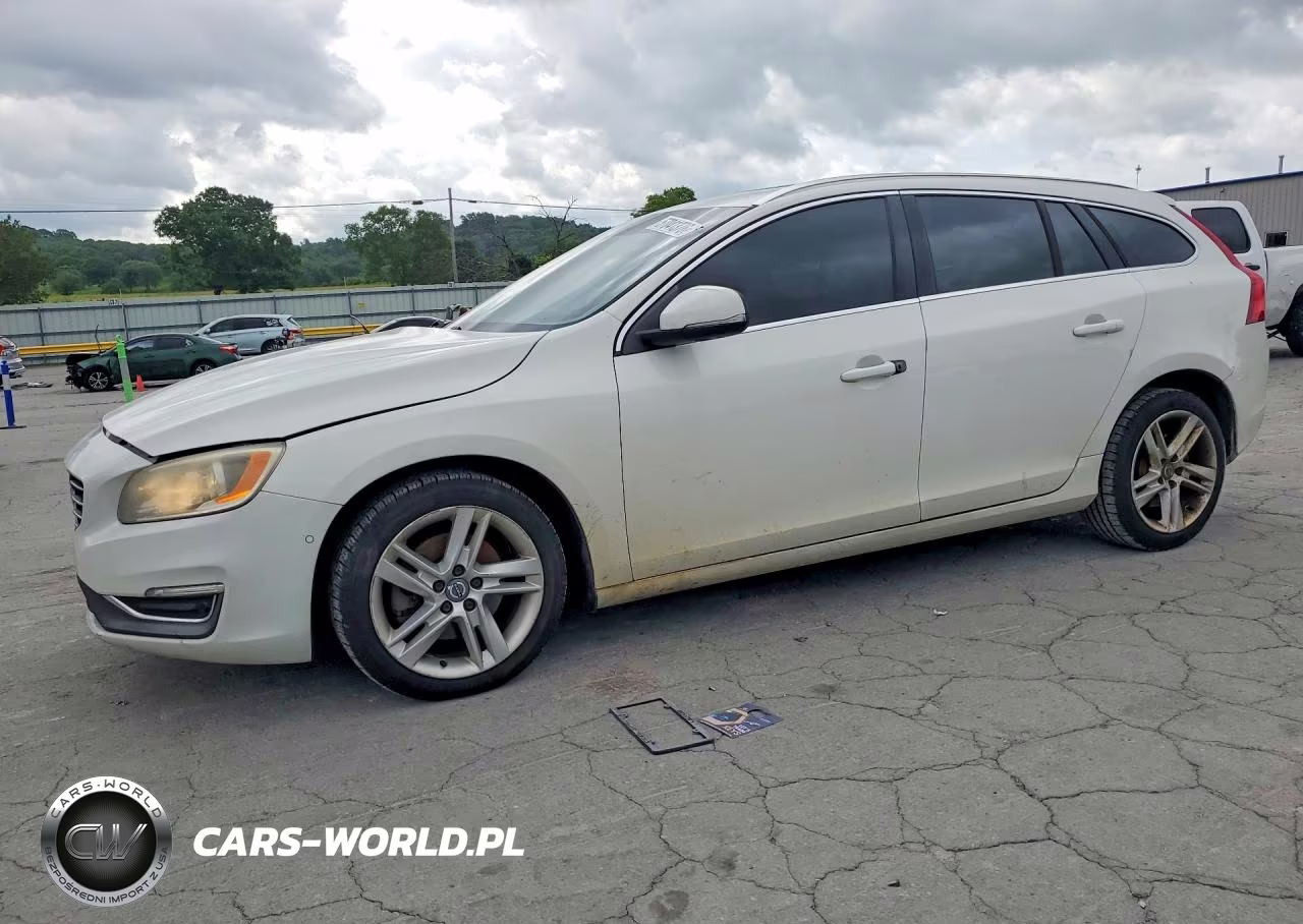 2015 Volvo V60 Premier