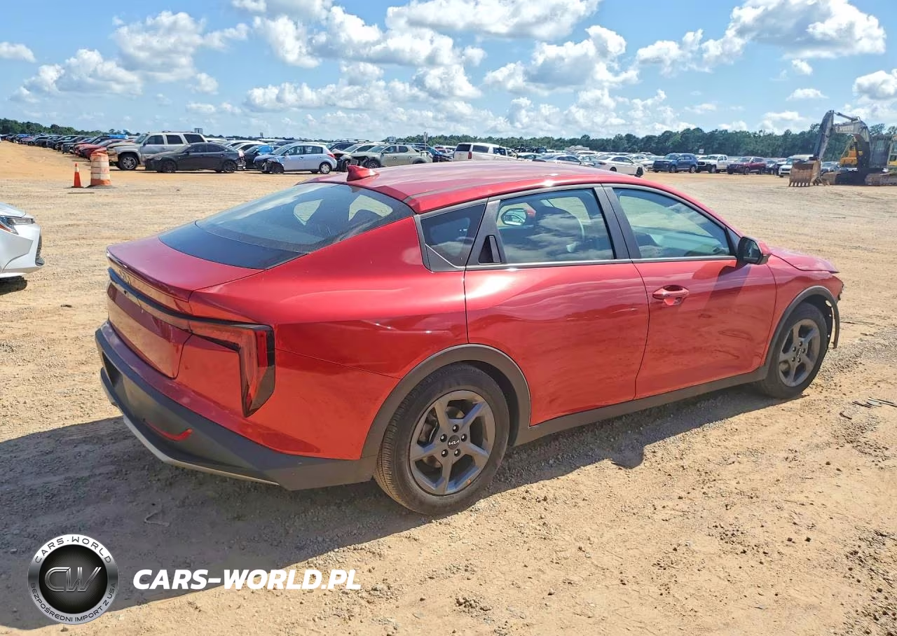 2025 Kia K4 Lxs VIN:3KPFT4DE7SE099988 - 3