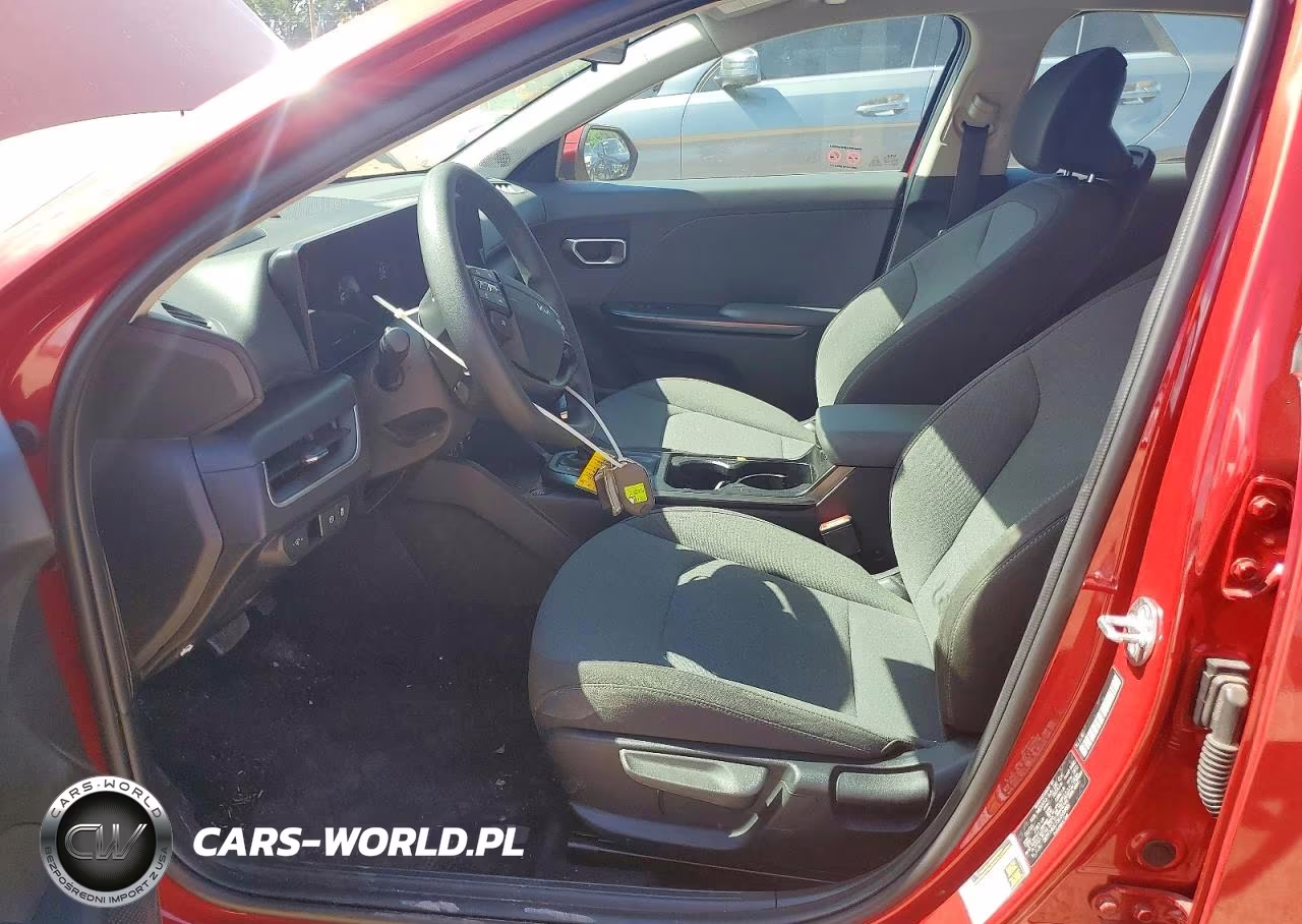 2025 Kia K4 Lxs VIN:3KPFT4DE7SE099988 - 7