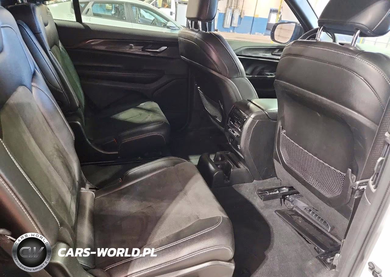 2023 Jeep Grand Cherokee L Laredo-L Altitude VIN:1C4RJKAG8P8754206 - 11