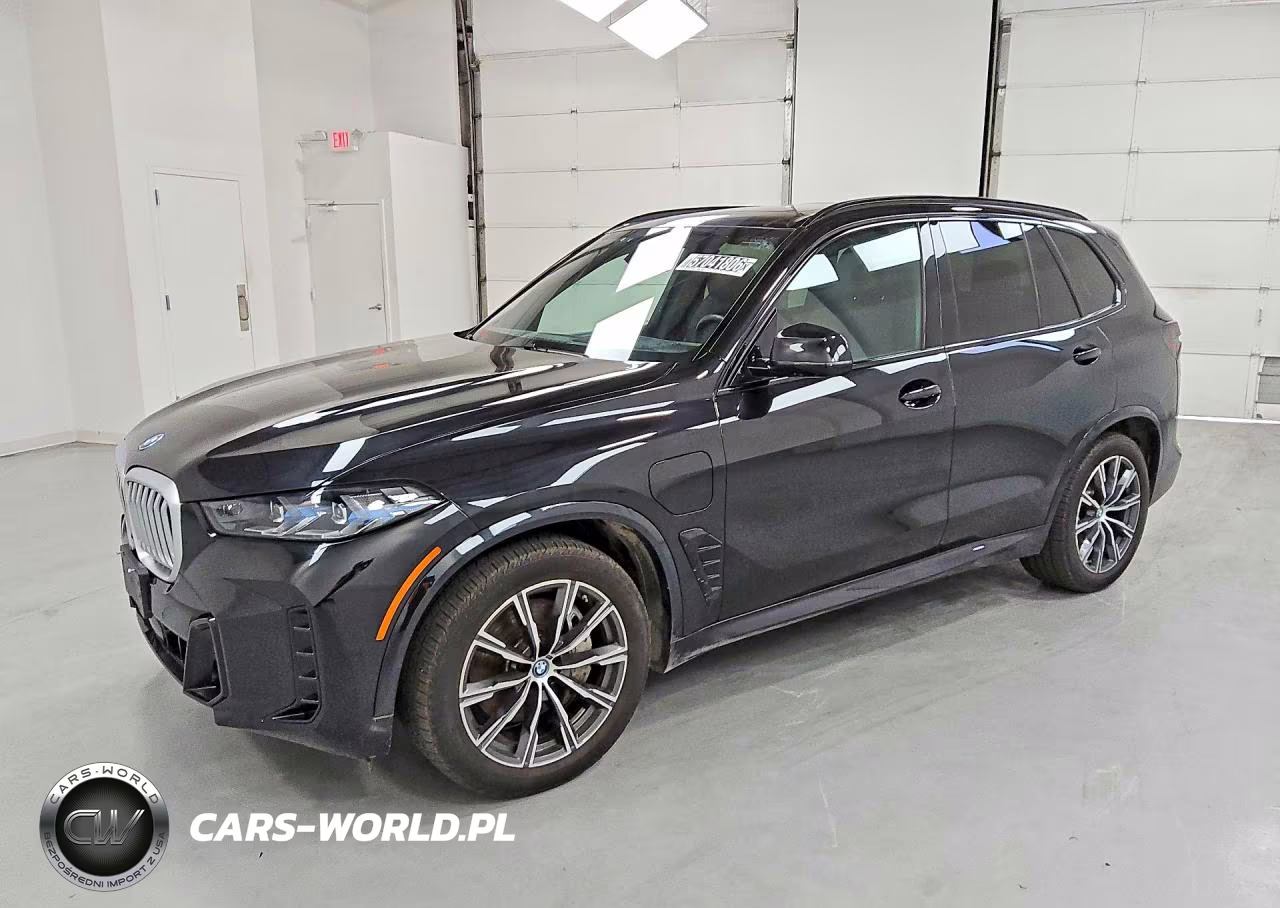 2025 BMW X5 xDrive50E – zdjęcie 1 z 14