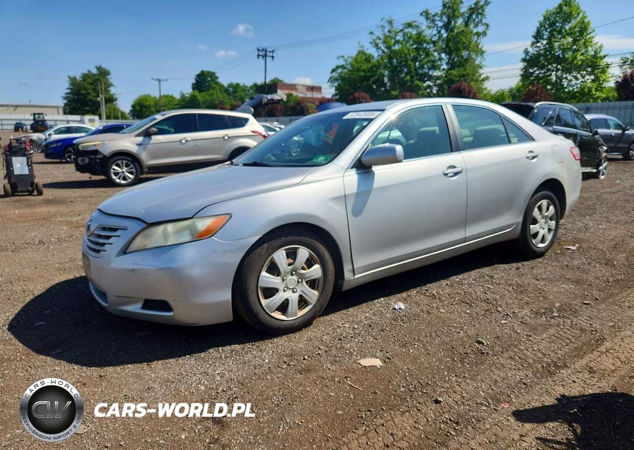 2008 Toyota Camry Le – zdjęcie 1 z 12