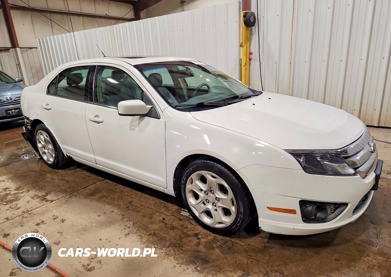 2011 Ford Fusion Se VIN:3FAHP0HA3BR207406 - 4
