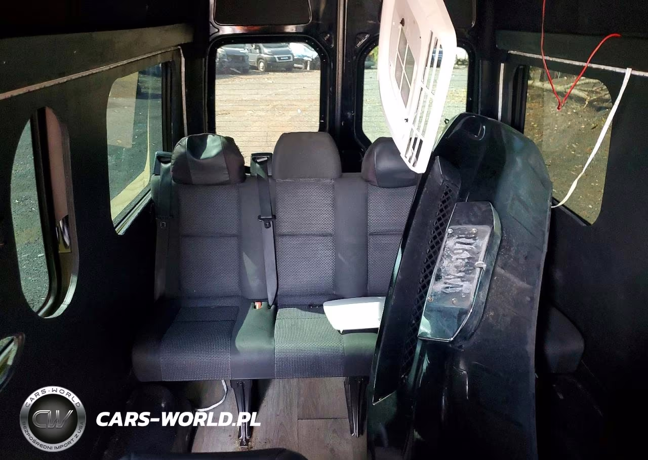 2011 Mercedes-Benz Sprinter 2500 VIN:WDZPE8CCXB5558643 - 10