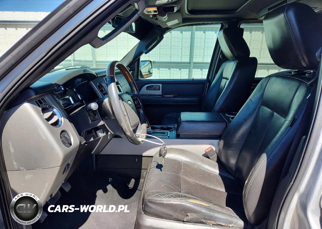 2010 Ford Expedition Limited VIN:1FMJU2A53AEA81848 - 7