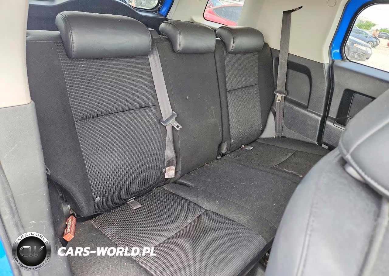 2007 Toyota Fj Cruiser Base VIN:JTEZU11F770015198 - 11