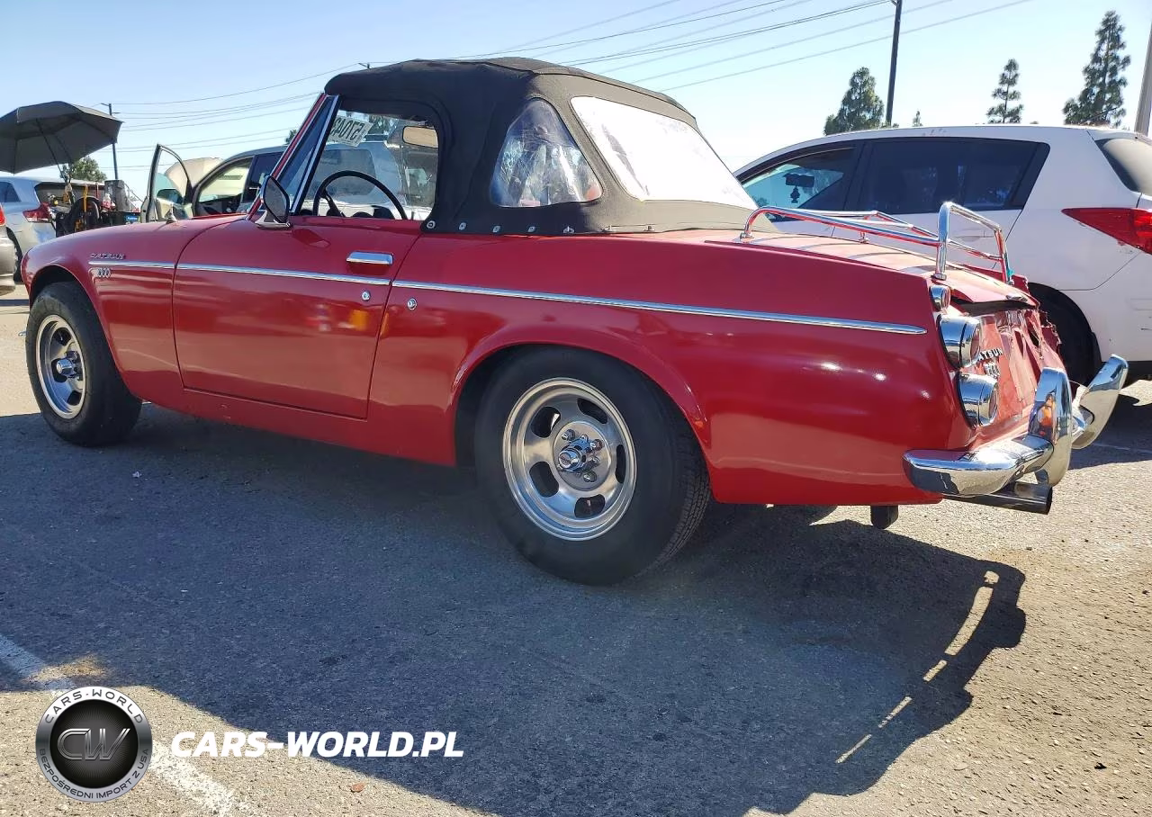 1981 Datsun Uk VIN:SPL31122526 - 2