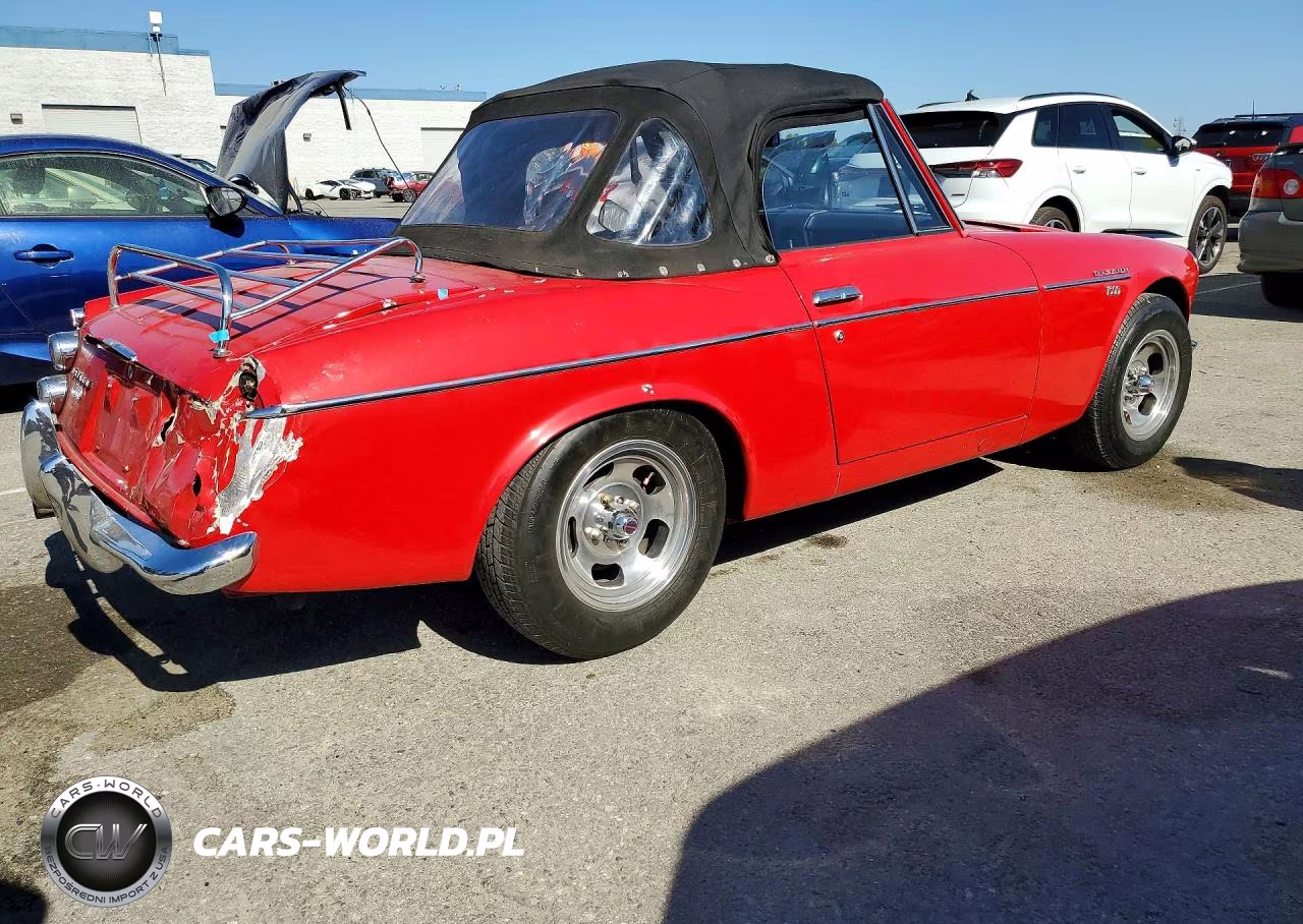 1981 Datsun Uk VIN:SPL31122526 - 3