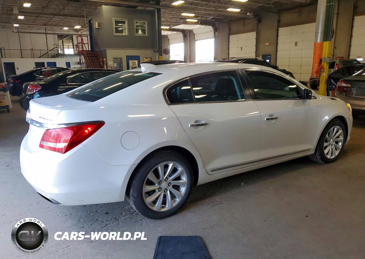 2020 Buick Lacrosse VIN:1G4GB5G31FF311864 - 3