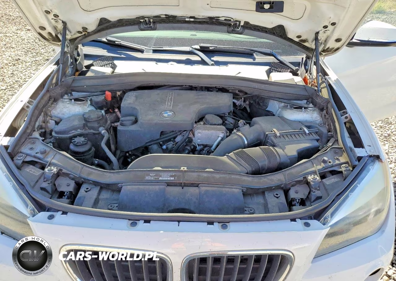 2014 BMW X1 xDrive28I VIN:WBAVL1C56EVY14512 - 12