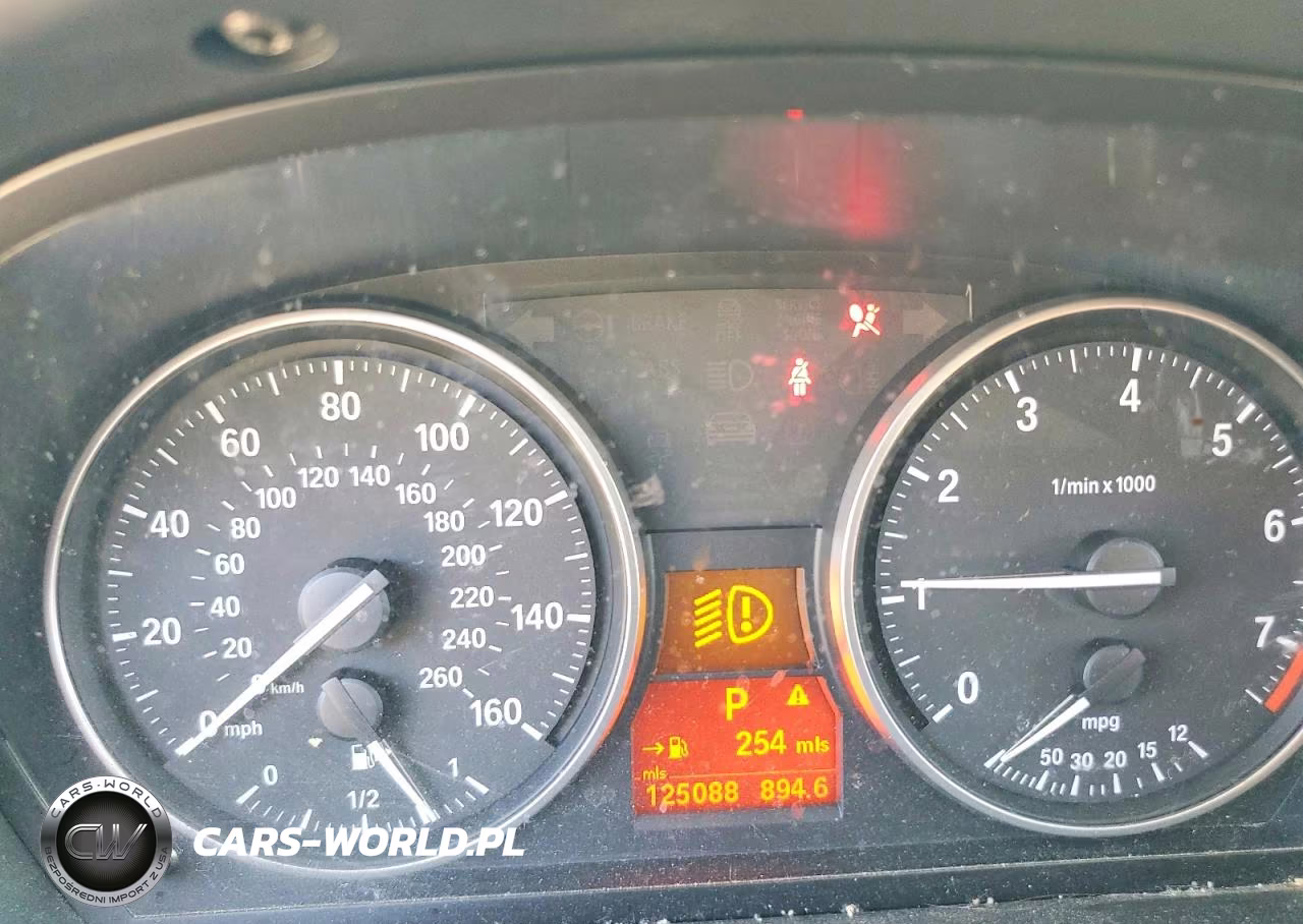 2014 BMW X1 xDrive28I VIN:WBAVL1C56EVY14512 - 9