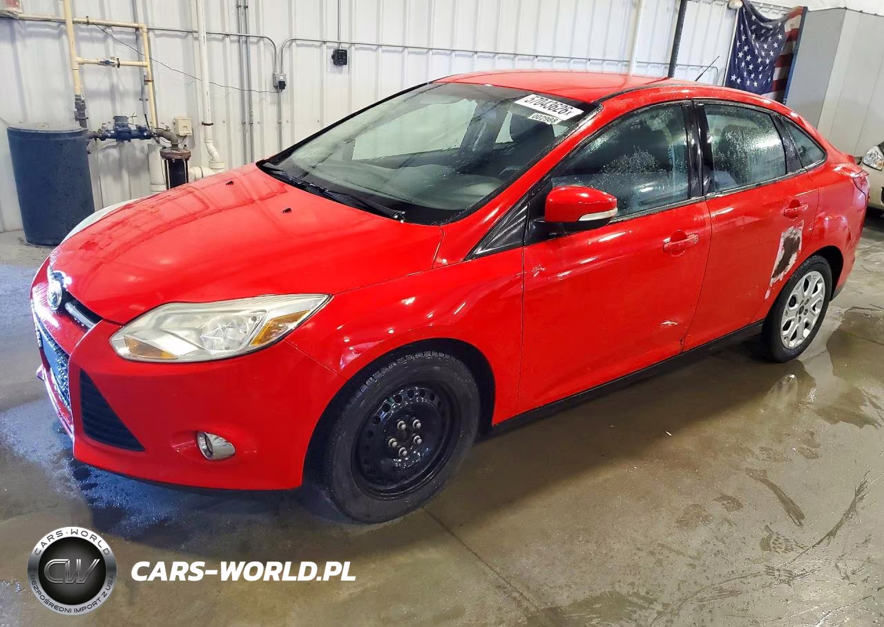 2012 Ford Focus 4D – zdjęcie 1 z 12