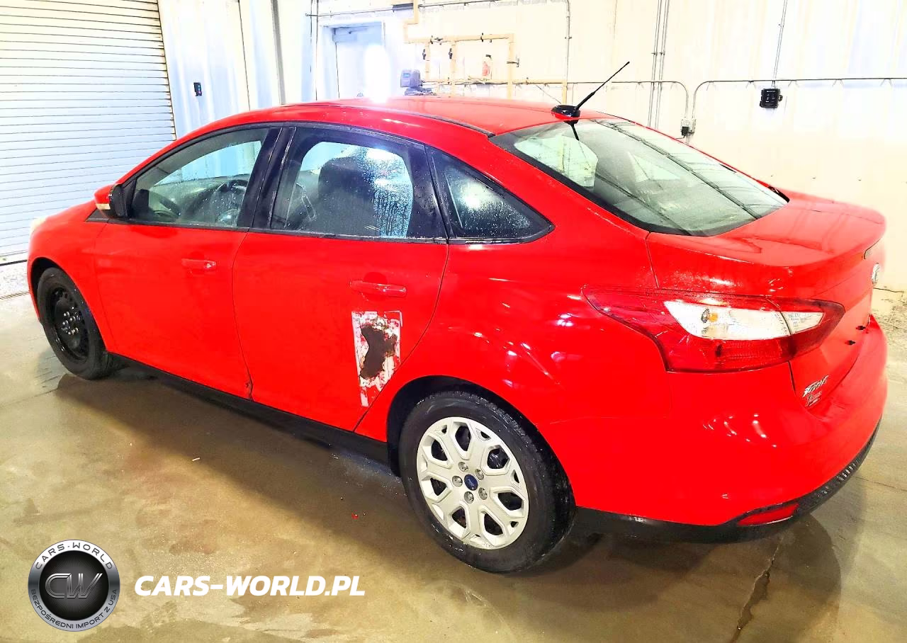 2012 Ford Focus 4D VIN:1FAHP3F27CL477106 - 2