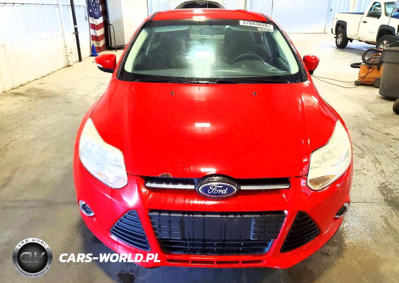 2012 Ford Focus 4D VIN:1FAHP3F27CL477106 - 5