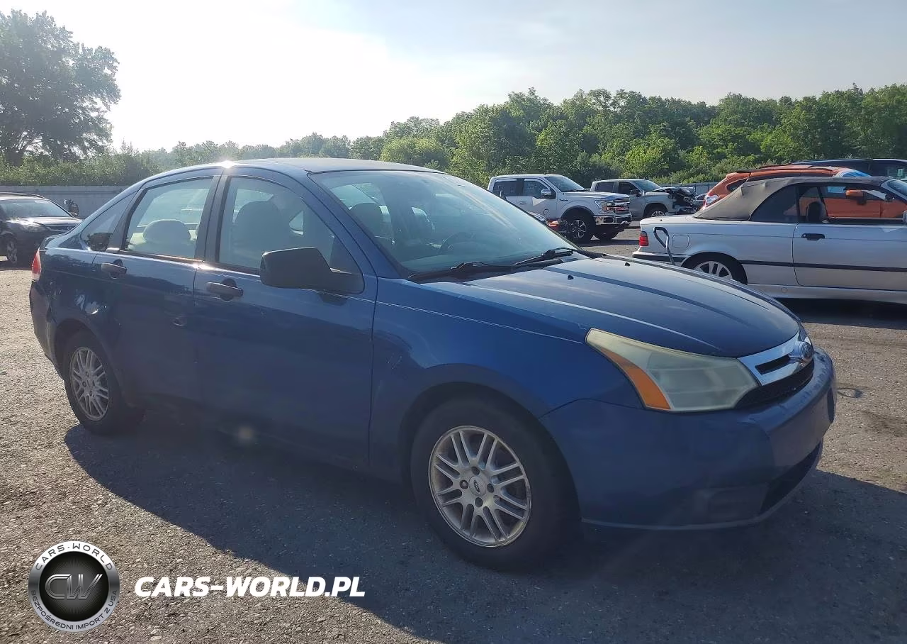 2009 Ford Focus Se VIN:1FAHP35N79W247908 - 4